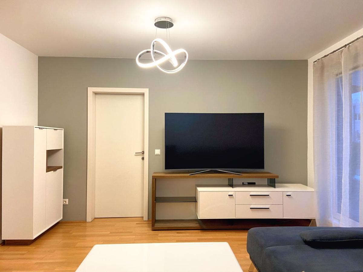 Near Lake Spacious & Furnished Beautiful Apartment Wien Exterior foto