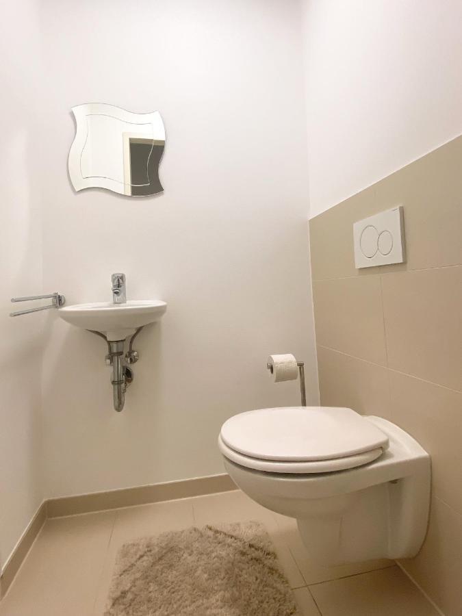 Near Lake Spacious & Furnished Beautiful Apartment Wien Exterior foto